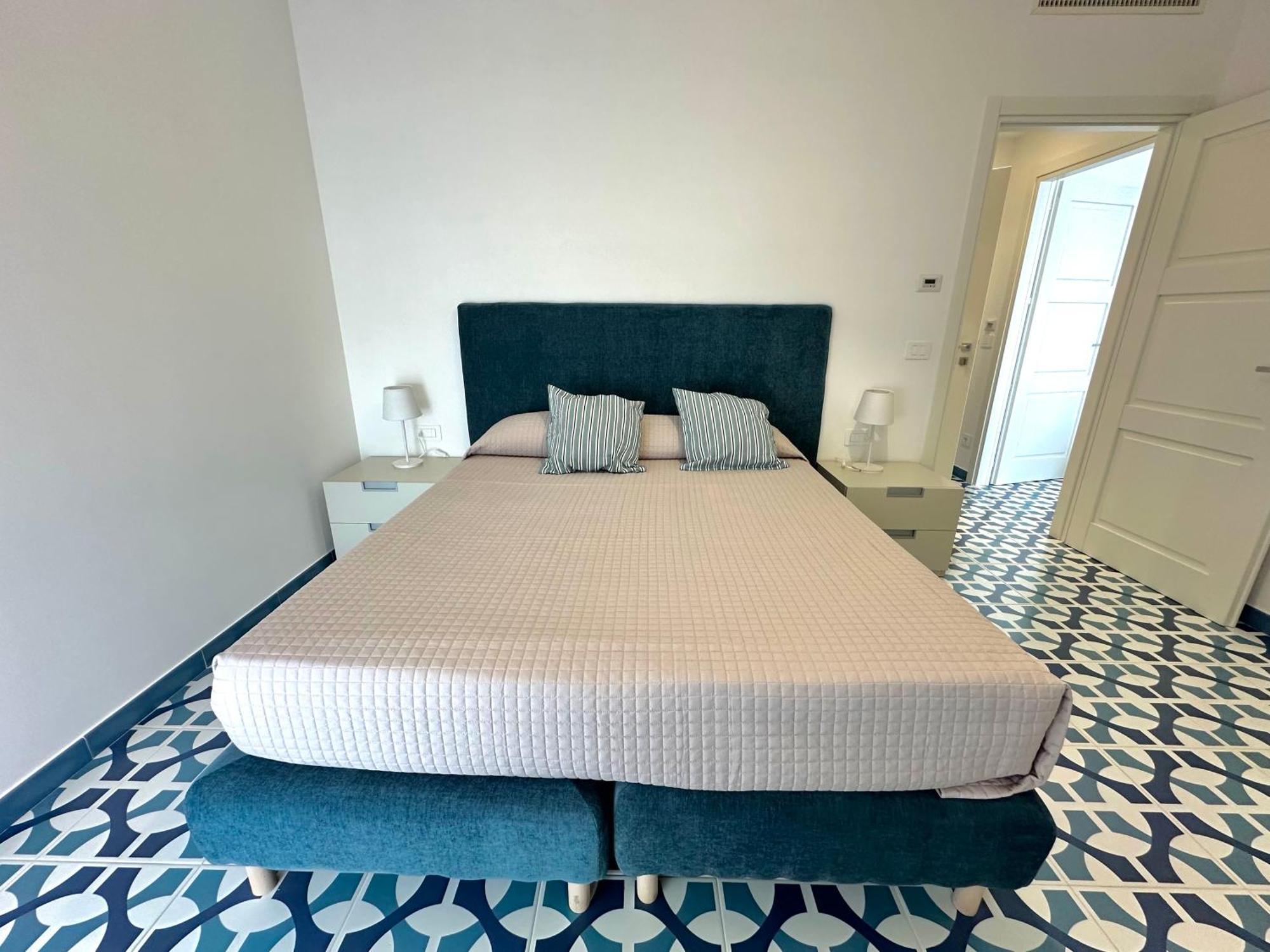Apartamento Blumare Amalfi Coast Maiori Exterior foto